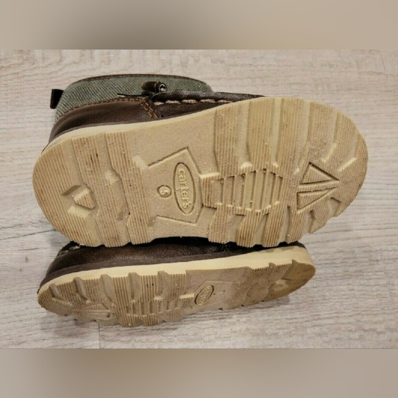 Carter's boots size 5 toddler - Picture 3 of 7